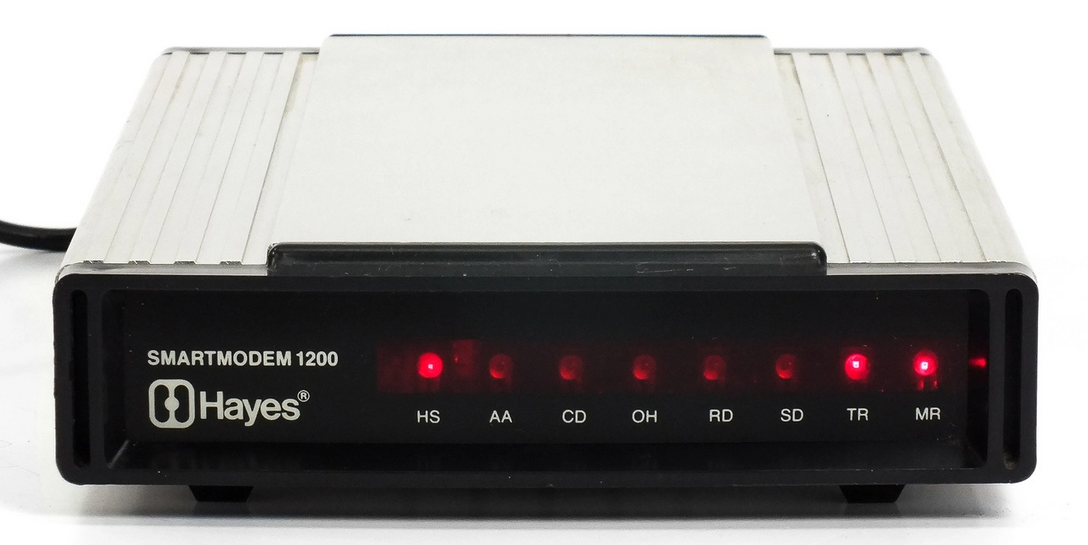 modem_externo_hayes_smartmodem_1200_baudios.png